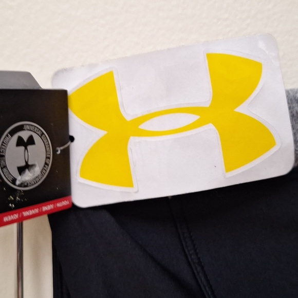 Under Armour Black and Gray Girls Leggings size Large - Picture 4 of 6